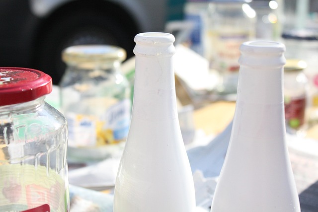 ** Czy upcycling ubrań z second-handów online jest ekologiczny i etyczny? Analiza wpływu na środowisko i społeczeństwo. - 3 2025